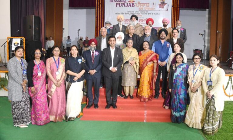 HMV में रिबूटिंग प्रोग्राम नव सृजना सम्मान समारोह-2025 का भव्यात्मक आयोजन